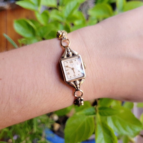 Vintage 10K RGP Elgin Art Deco Style Classic Womens Womans Gold Square Watch - Picture 2 of 11